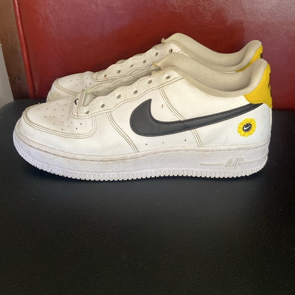 Nike Airforce 1 Low Have a Nike Day White Daisy - Picture 4 of 6